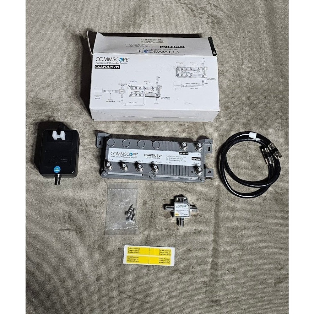 CommScope HomeConnect Subscriber Amplifier CSAPDU5VP w/ Power Supply & Cables